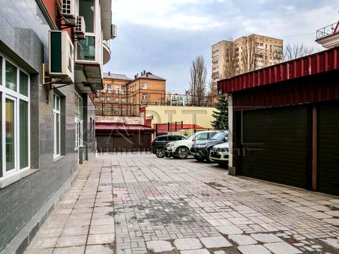 комерційна за адресою Олександра Кониського вул., 44