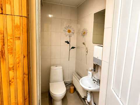 комерційна за адресою Броварський просп., 7-Г