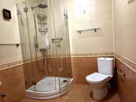 будинок за адресою 1 травня, 4