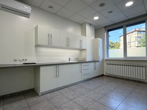 комерційна за адресою Київ, Вацлава Гавела бульв. (Івана Лепсе), 9-А