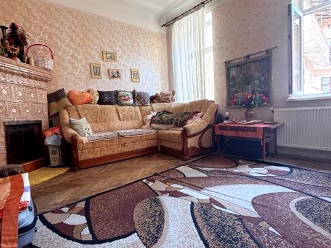 квартира по адресу Святого Теодора пл., 2