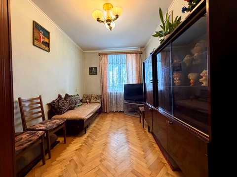 квартира за адресою Симона Петлюри вул. (), 4