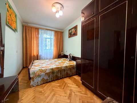квартира за адресою Симона Петлюри вул. (), 4
