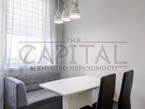 квартира за адресою Степана Рудницького вул. (Академіка Вільямса), 19/14
