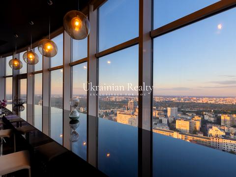 квартира по адресу Кловский спуск, 7a
