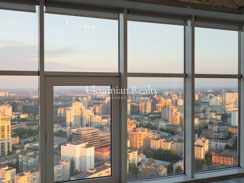 квартира по адресу Кловский спуск, 7a