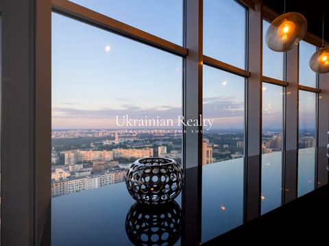 квартира по адресу Кловский спуск, 7a