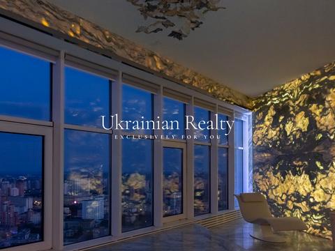 квартира по адресу Кловский спуск, 7a