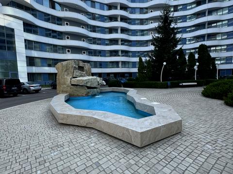 квартира за адресою Літературна вул., 1а
