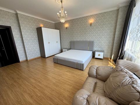 квартира за адресою Літературна вул., 1а