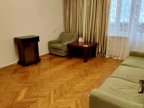 квартира по адресу Кловский спуск, 18