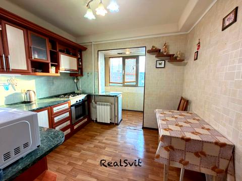 квартира за адресою Мілютенка вул., 11-А