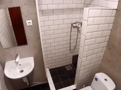 комерційна за адресою Одеська вул., 9-Г