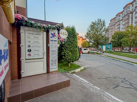 комерційна за адресою Волошкова вул., 6