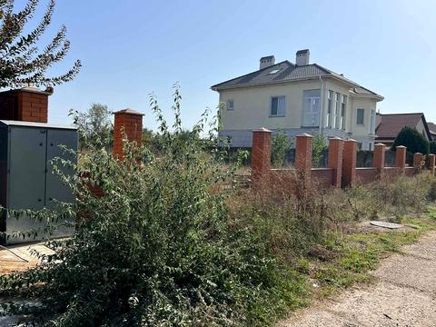 участок по адресу Лазурна, 23