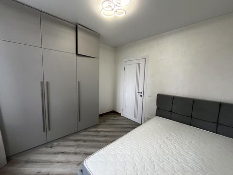 квартира по адресу Олександра Олеся ул., 10