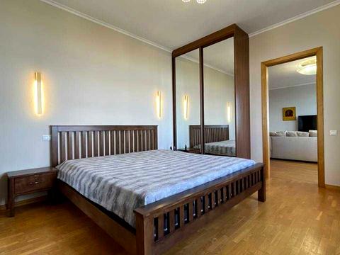квартира по адресу Кловский спуск, 5