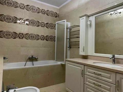 квартира за адресою Антоновича вул. (Горького), 72