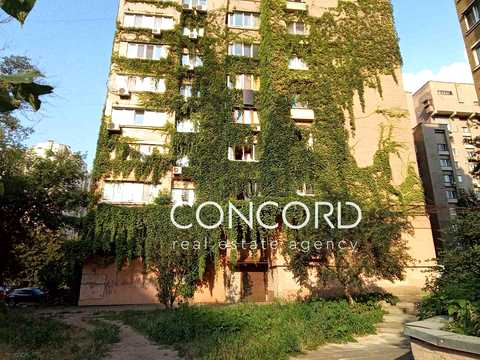 квартира за адресою Антоновича вул. (Горького), 100