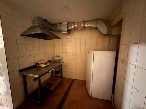 коммерческая по адресу Павла Тычины ул., 61-А