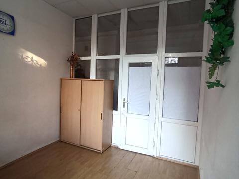 комерційна за адресою Пастера вул., 12