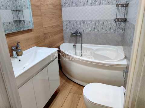 квартира по адресу Роганская ул., 130/3