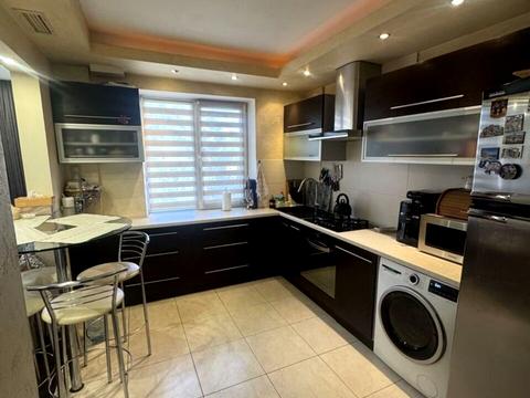 1872577126343806