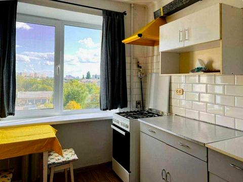 квартира за адресою Салютна вул., 4-А