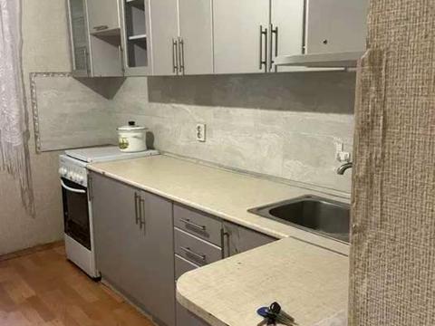 квартира за адресою Милославська вул., 4