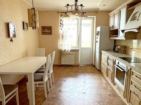 квартира за адресою Київ, Петра Григоренка просп., 28