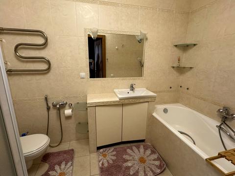 квартира за адресою Київ, Петра Григоренка просп., 28