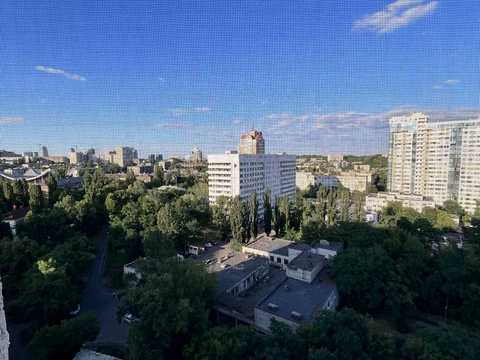 квартира за адресою Миколи Міхновського бульв. (Дружби народів), 14-16