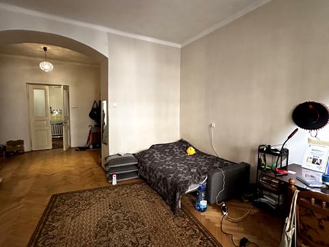 квартира за адресою Шептицьких вул., 37