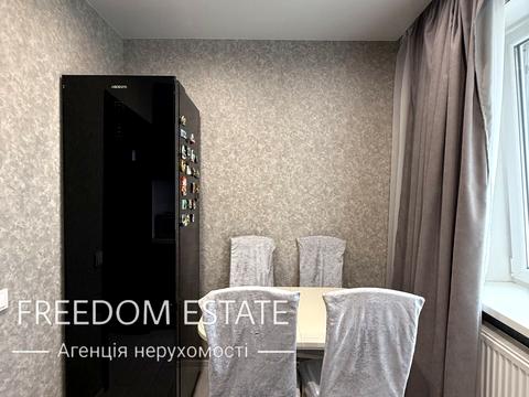 квартира за адресою Павла Тичини вул. (Валдайська), 23