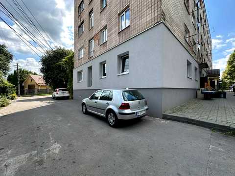 комерційна за адресою Петра Могили вул., 25