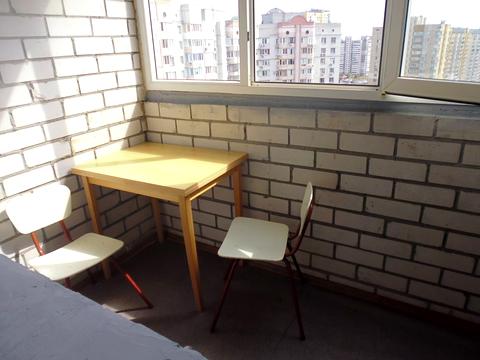 квартира за адресою Анни Ахматової вул., 31