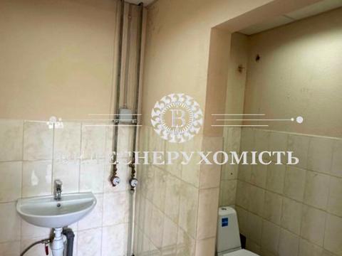 комерційна за адресою Новомостицька вул., 15