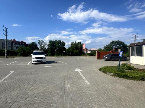 комерційна за адресою Зоряна, 46