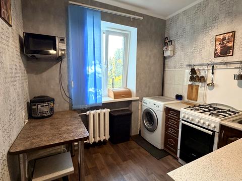квартира по адресу Свободы просп. (60-річчя Жовтня), 83/1