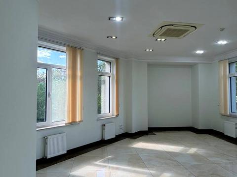 комерційна за адресою Французький бульв., 66/2