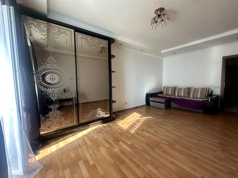 квартира за адресою Леоніда Перфецького вул., 11