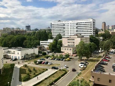 квартира по адресу Андрея Верхогляда ул. (Михайла Драгомирова), 4