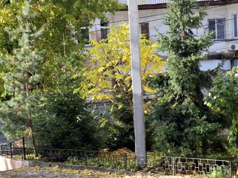 паркомісце за адресою В'ячеслава Чорновола вул. (Луначарського), 11/4