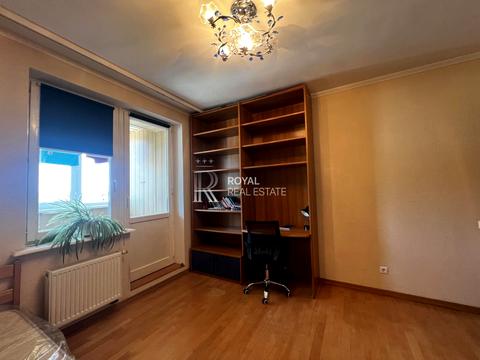 квартира за адресою Голосіївський просп. (40-річчя Жовтня), 68