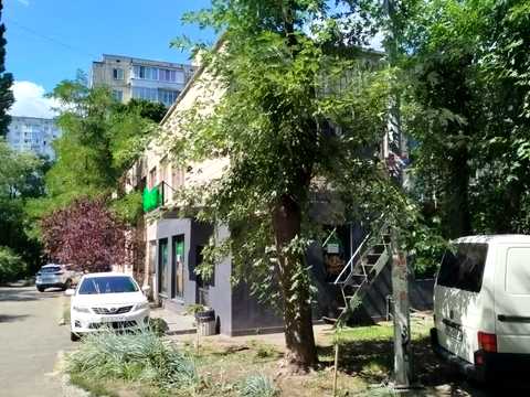 коммерческая по адресу Амвросия Бучмы бульв., 7