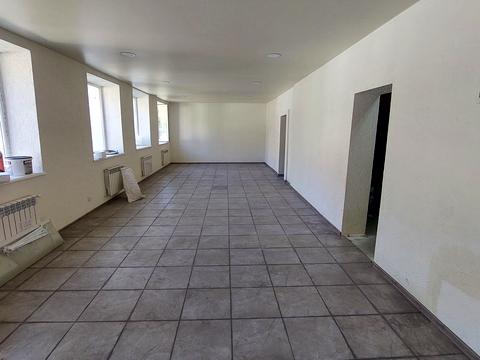 комерційна за адресою Шкільна вул., 27