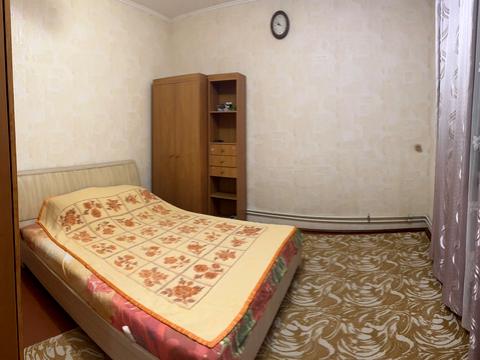 будинок за адресою Євгена Коновальця вул.