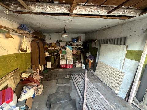 паркомісце за адресою Андрія Ощепкова вул., 27