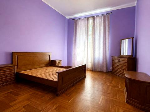 квартира за адресою Івана Франка вул., 9