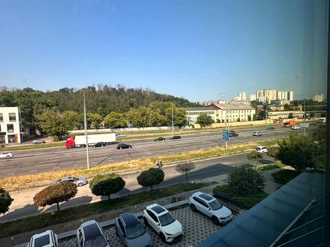 комерційна за адресою Ходосівська вул. (Плещеєва), 10